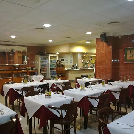 Juan Carlos Hotel *