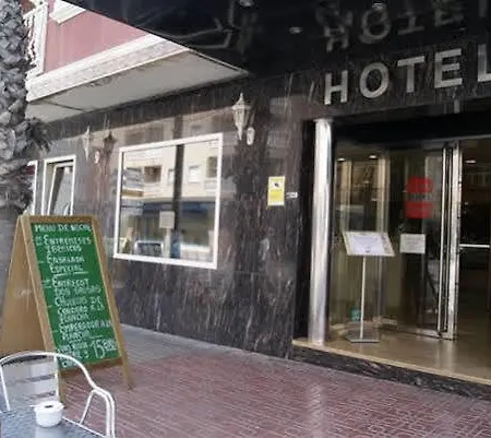 Juan Carlos Hotel *