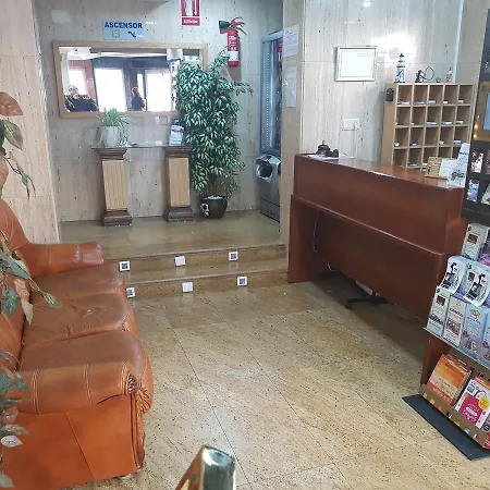 Juan Carlos Ξενοδοχείο *