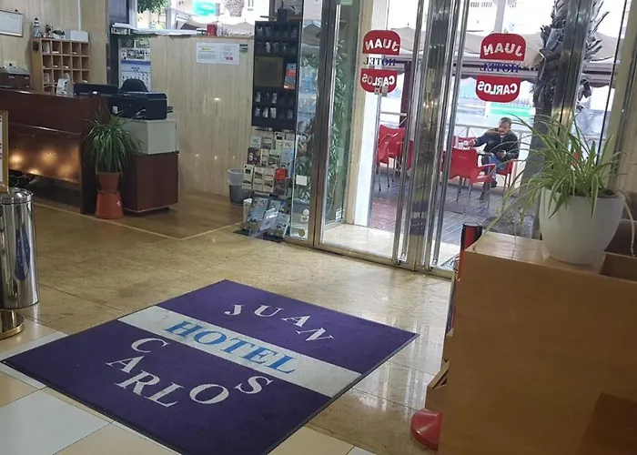 Juan Carlos Отель Торевьиа