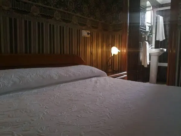 Juan Carlos * Τορεβιέχα